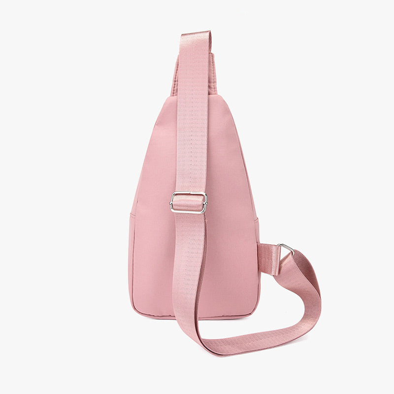 👜Nagy kapacitású vízálló mellkasi táska